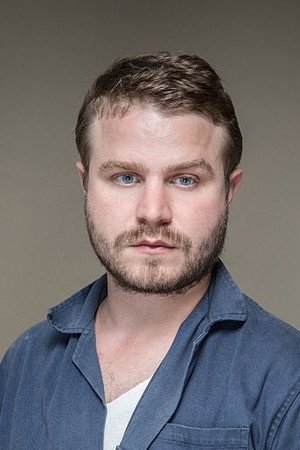 Brady Corbet profil kép