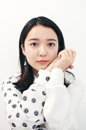 上白石萌音 profil kép