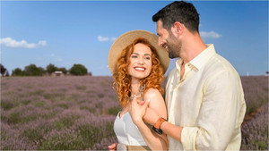Iubire cu parfum de lavandă kép