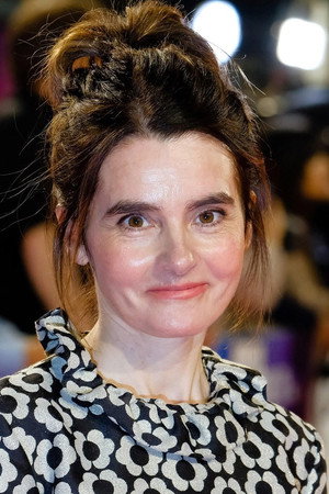 Shirley Henderson profil kép