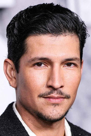 Danny Ramirez profil kép