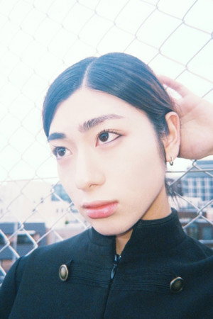 望月春希 profil kép