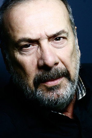 Gazanfer Ündüz profil kép
