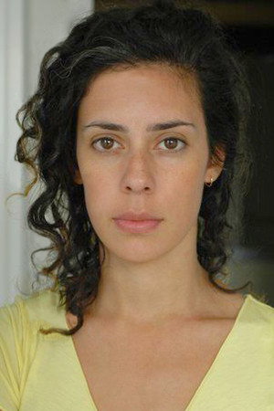 Roberta Colindrez profil kép