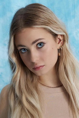 Ульяна Чжан profil kép