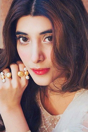 Urwa Hocane profil kép