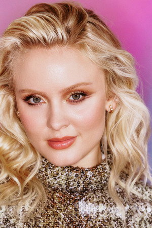 Zara Larsson profil kép