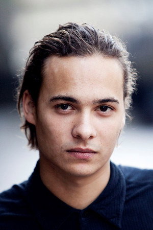 Frank Dillane profil kép