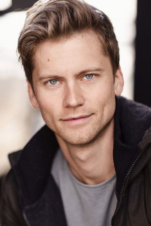Tim Phillipps profil kép