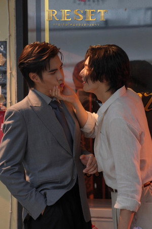 การเกิดใหม่ของดวงดาว poszter