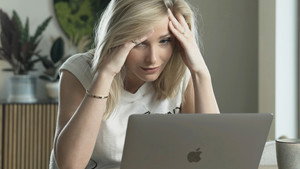Welmoed en de sexfakes kép