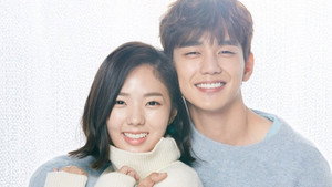 로봇이 아니야 kép