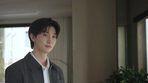 과녁 너머의 너 kép