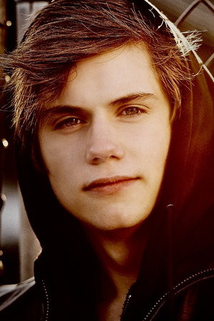 Tony Oller profil kép