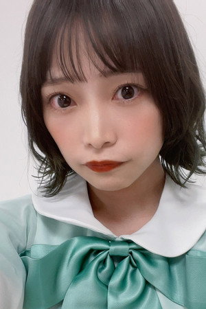 小山百代 profil kép