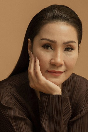 Hồng Đào profil kép
