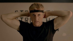 Cobra Kai 1. évad Ep.1 A múlt árnyai