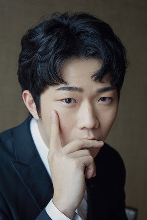 Zhang Yichi profil kép