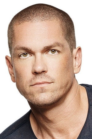 Steve Howey profil kép