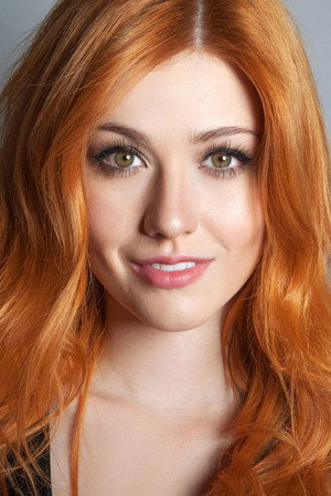Katherine McNamara profil kép