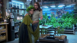 Disjointed 1. évad Ep.12 12. epizód