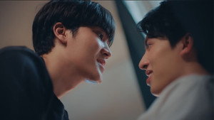 ขอฟังอีกครั้งเพลงรักของเธอ kép