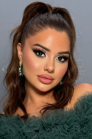 Mina Hüseyn profil kép