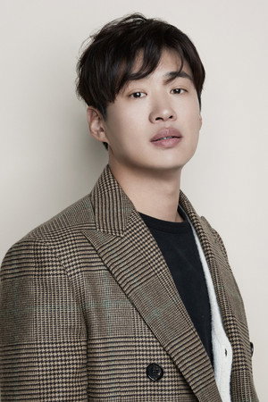 안재홍 profil kép