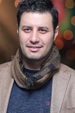 جواد عزتی profil kép