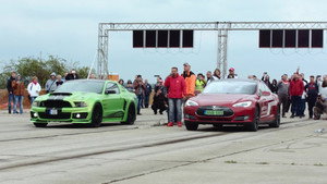 Totalcar 10. évad Ep.10 Leveri az 1000 lóerős Mustang a Teslát?