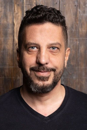 Eser Karabil profil kép