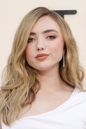 Peyton List profil kép