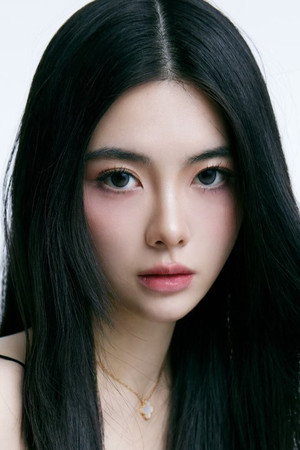 Zhong yating profil kép