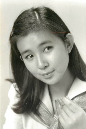 秋吉久美子 profil kép