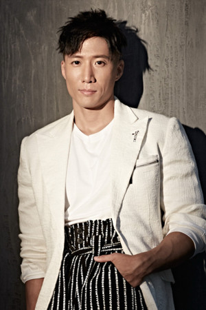 洪天照 profil kép