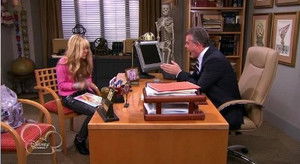Hannah Montana 4. évad Ep.2 Hannah Montana a dirinél
