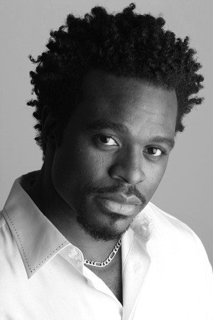 Lyriq Bent profil kép