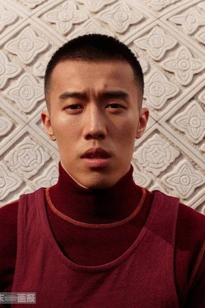 周游 profil kép