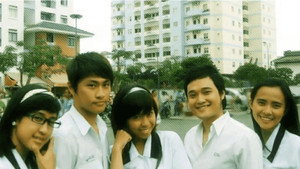 Nữ Sinh kép