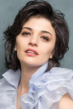 Gonca Vuslateri profil kép
