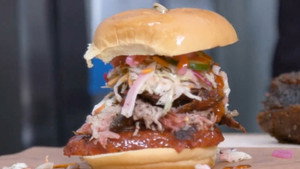 Diners, Drive-Ins and Dives 49. évad Ep.11 11. epizód