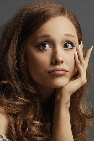 Ariana Grande profil kép