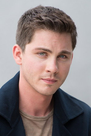 Logan Lerman profil kép