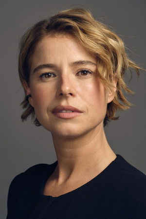 Jessie Buckley profil kép