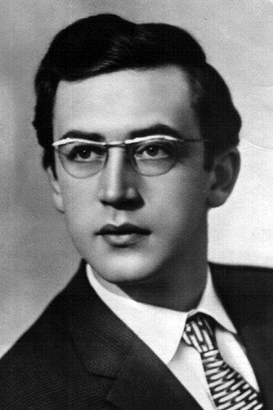 Василий Ливанов profil kép