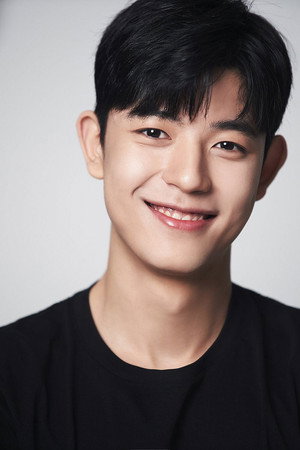 로몬 profil kép