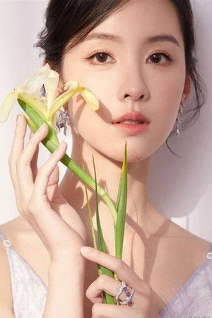 陈都灵 profil kép