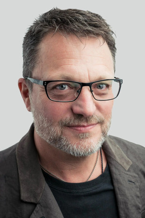 Steve Blum profil kép