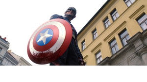 A Sólyom és a Tél Katonája kép