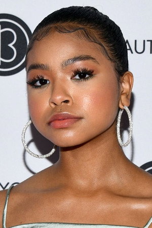 Navia Robinson profil kép